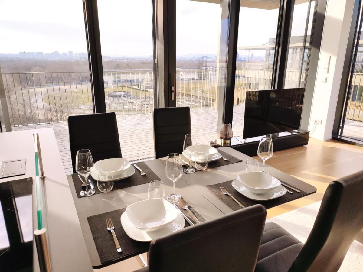 Panorama Apartment Vienna - Free Parking, Sauna & Fitness Екстериор снимка