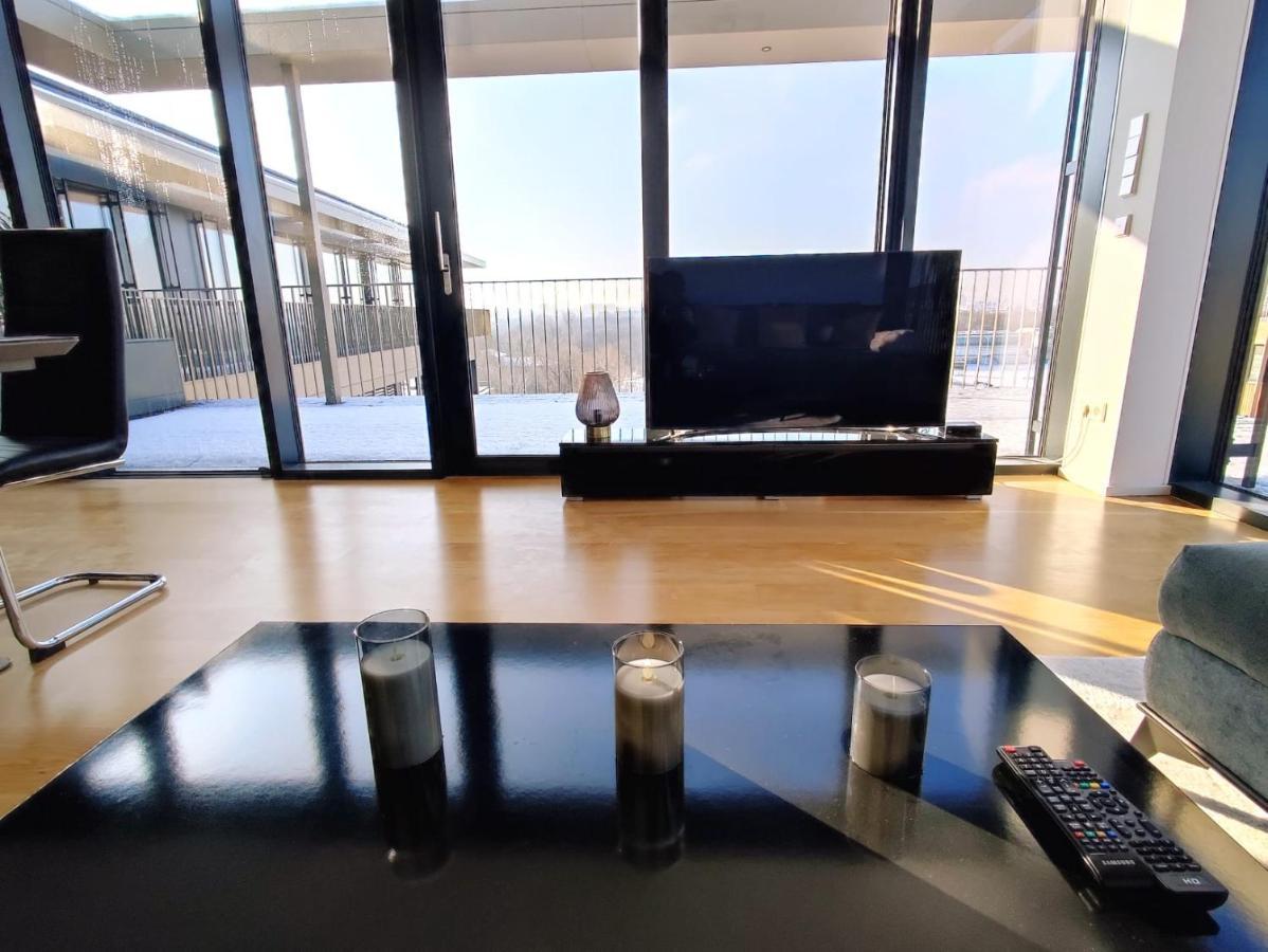 Panorama Apartment Vienna - Free Parking, Sauna & Fitness Екстериор снимка
